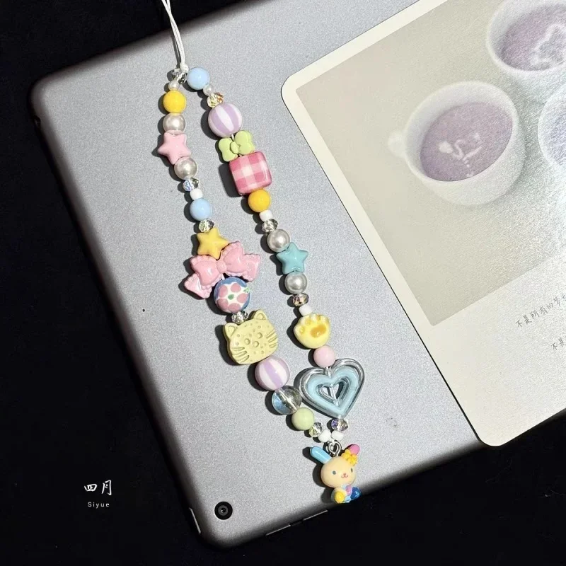 Phone Accessories Charms - พวงกุญแจการ์ตูนอุซฮานะประดับลูกปัดหลากสี สำหรับตกแต่งกระเป๋าเป้นักเรียน ซิป กล้อง ของเล่น DIY